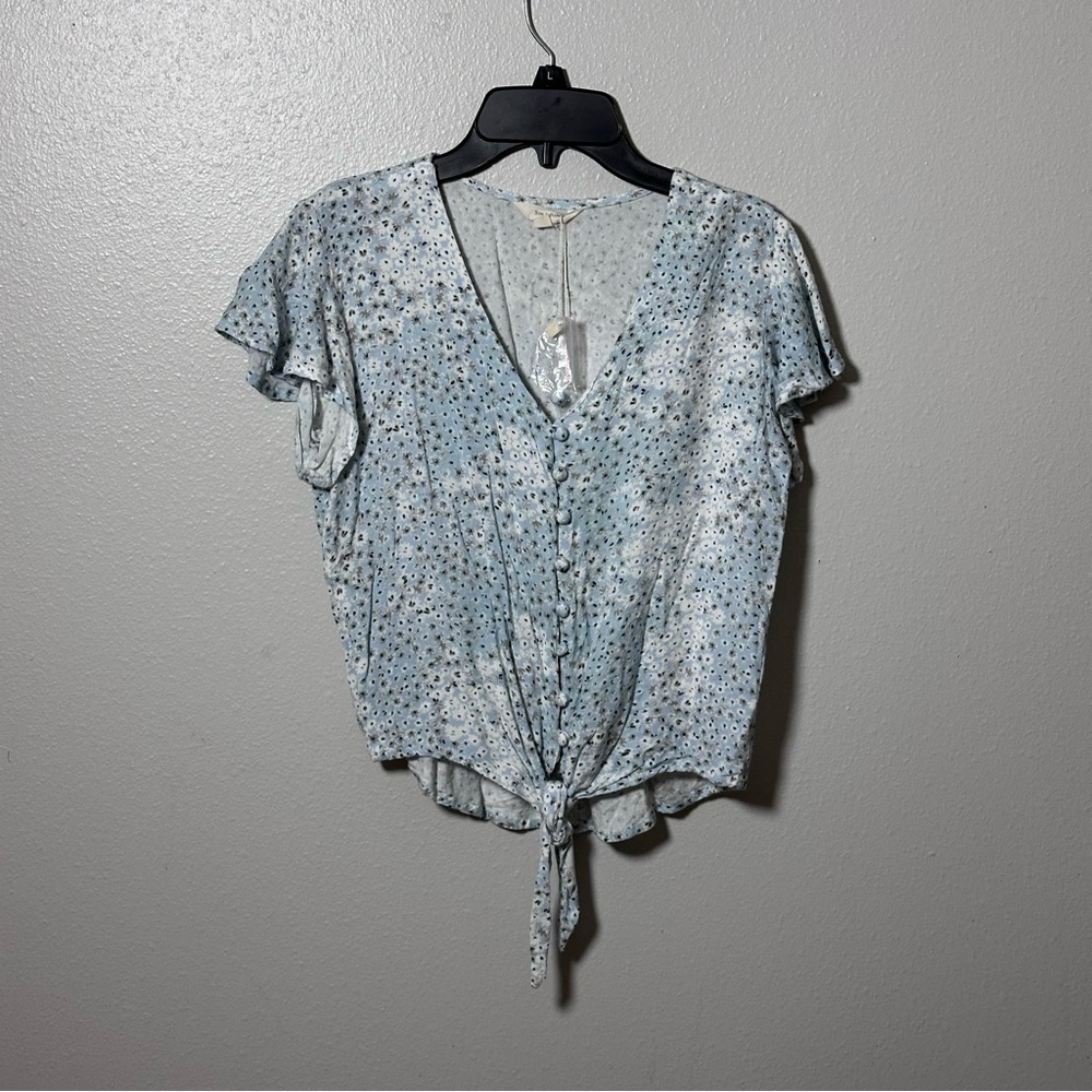 Sim & Sam Women Blue/White Floral Top‎ Size Small
